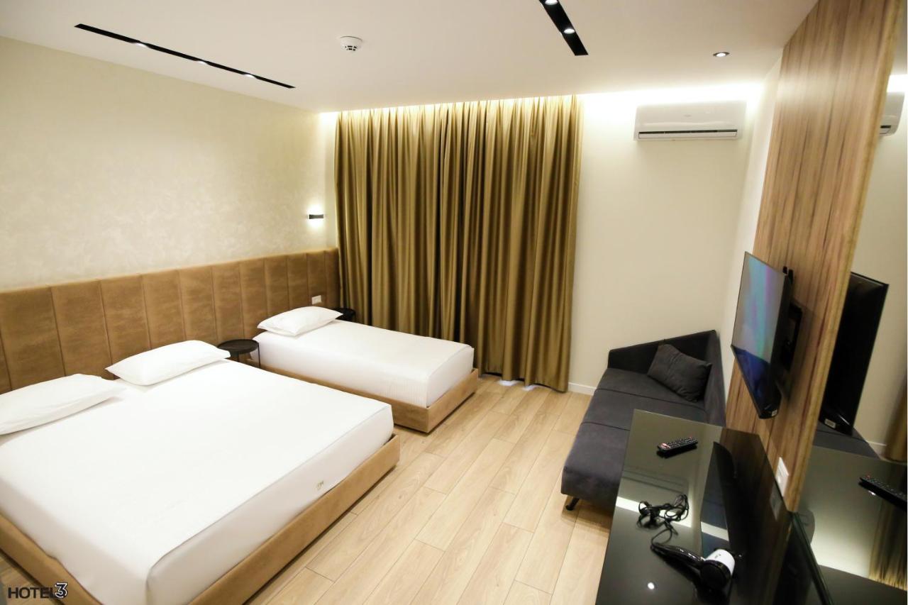 Hotel Three Vlorë Buitenkant foto