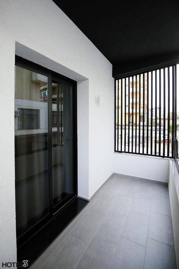 Hotel Three Vlorë Buitenkant foto